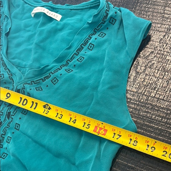 Veronica Beard Teal Embroidered Sleeveless Silk Blouse size Medium - Picture 5 of 6